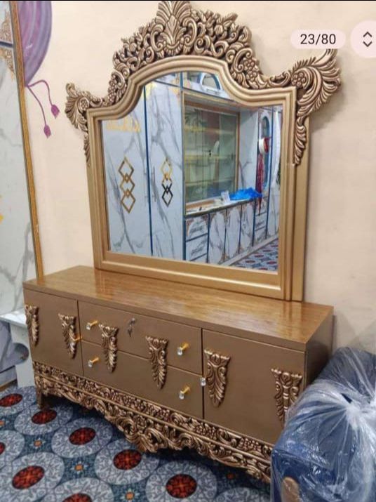 Decorative Golden Mirror view 2