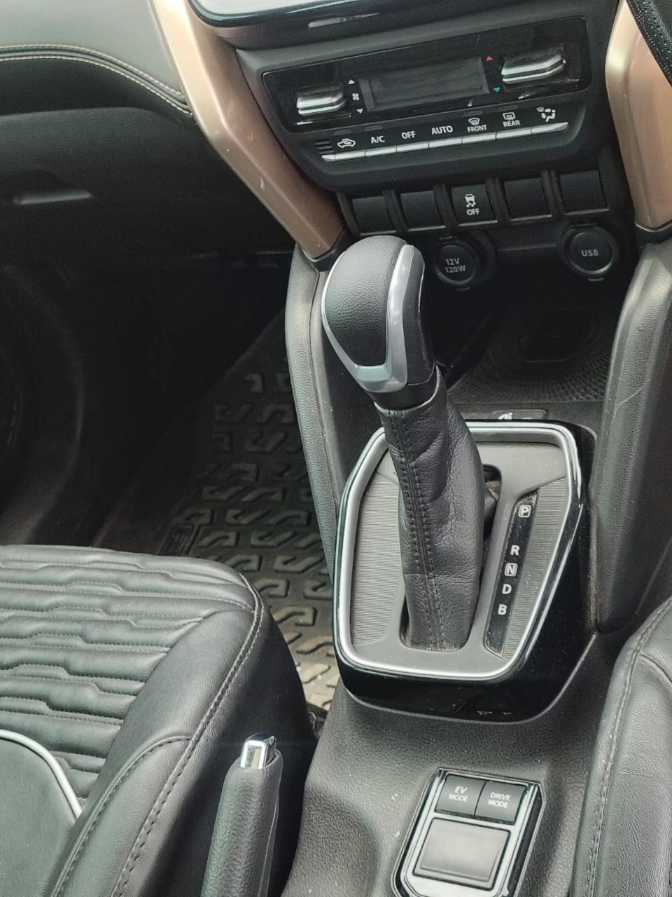 Maruti Suzuki Grand Vitara Zeta+ Strong Hybrid view 9