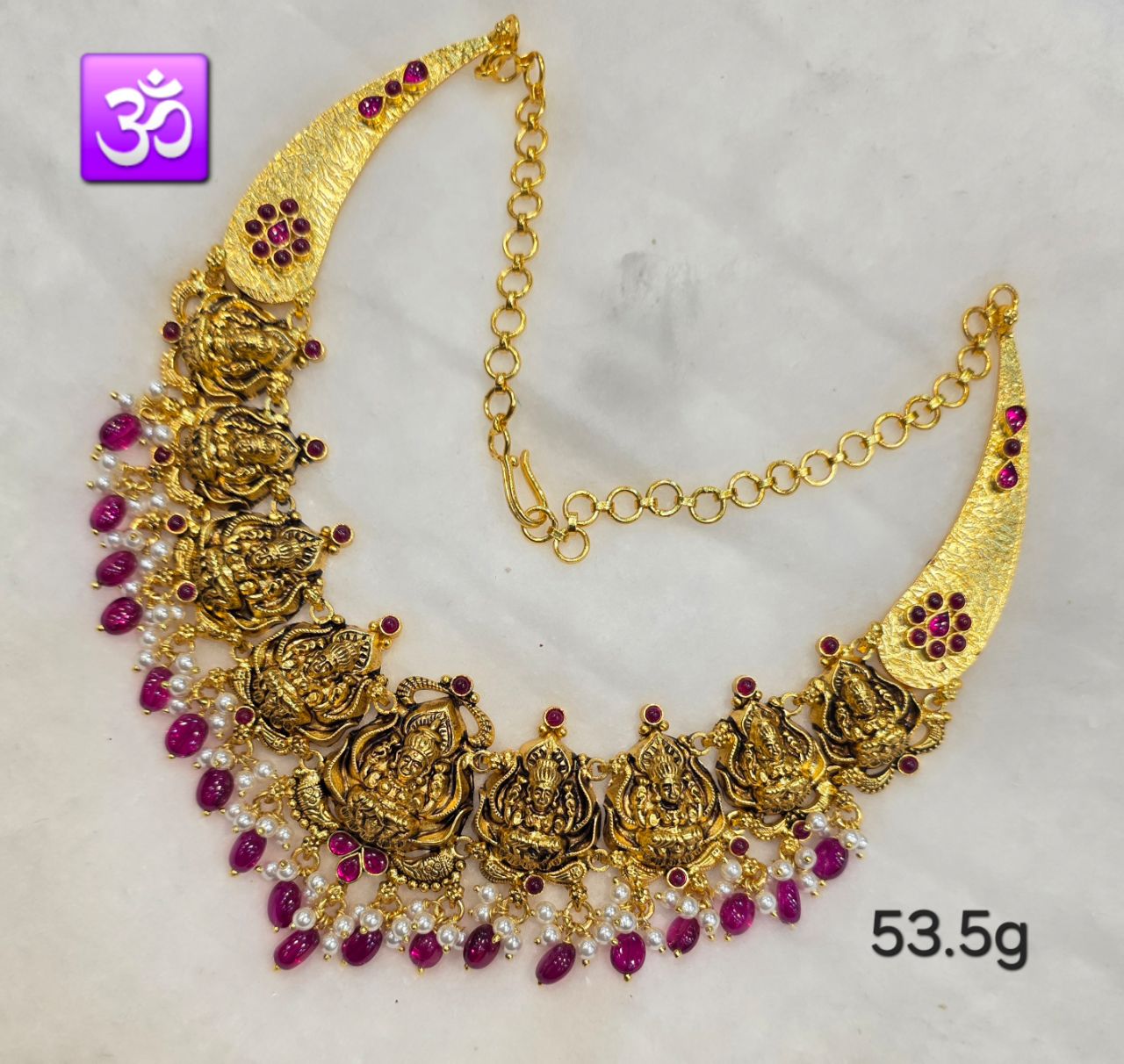 Traditional Gold Necklace with Ruby Accents