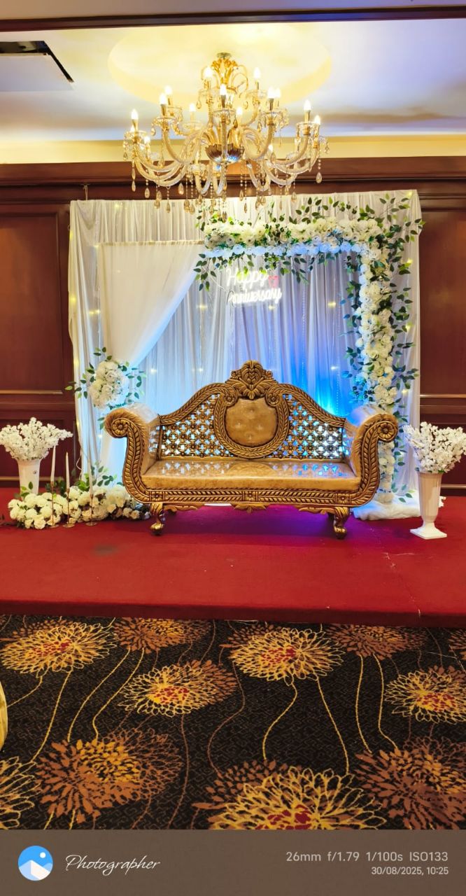 Decorative Wooden Sofa