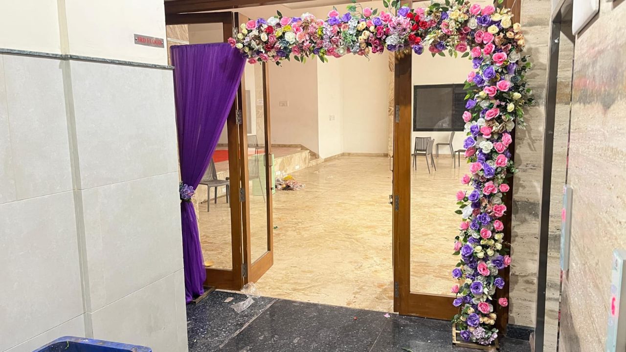 Artificial Floral Entrance Decoration