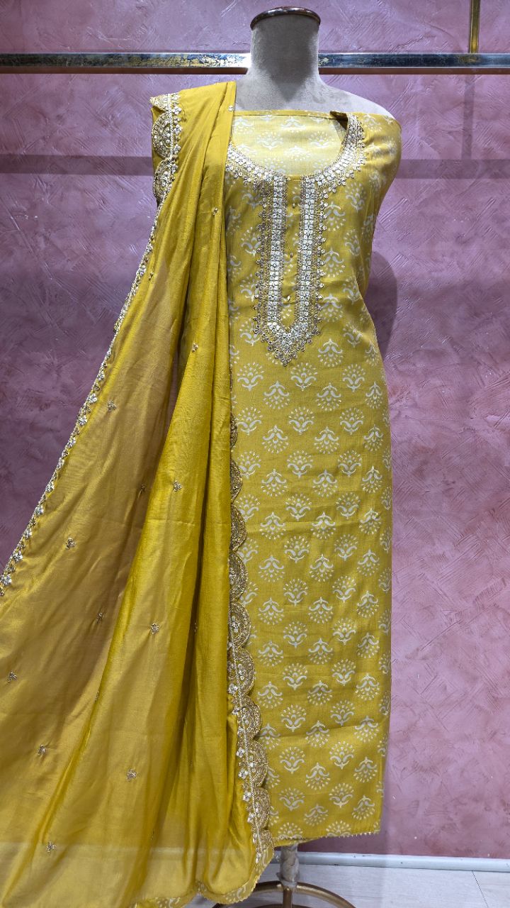 Unstitched Suit Fabric 😍. view 2