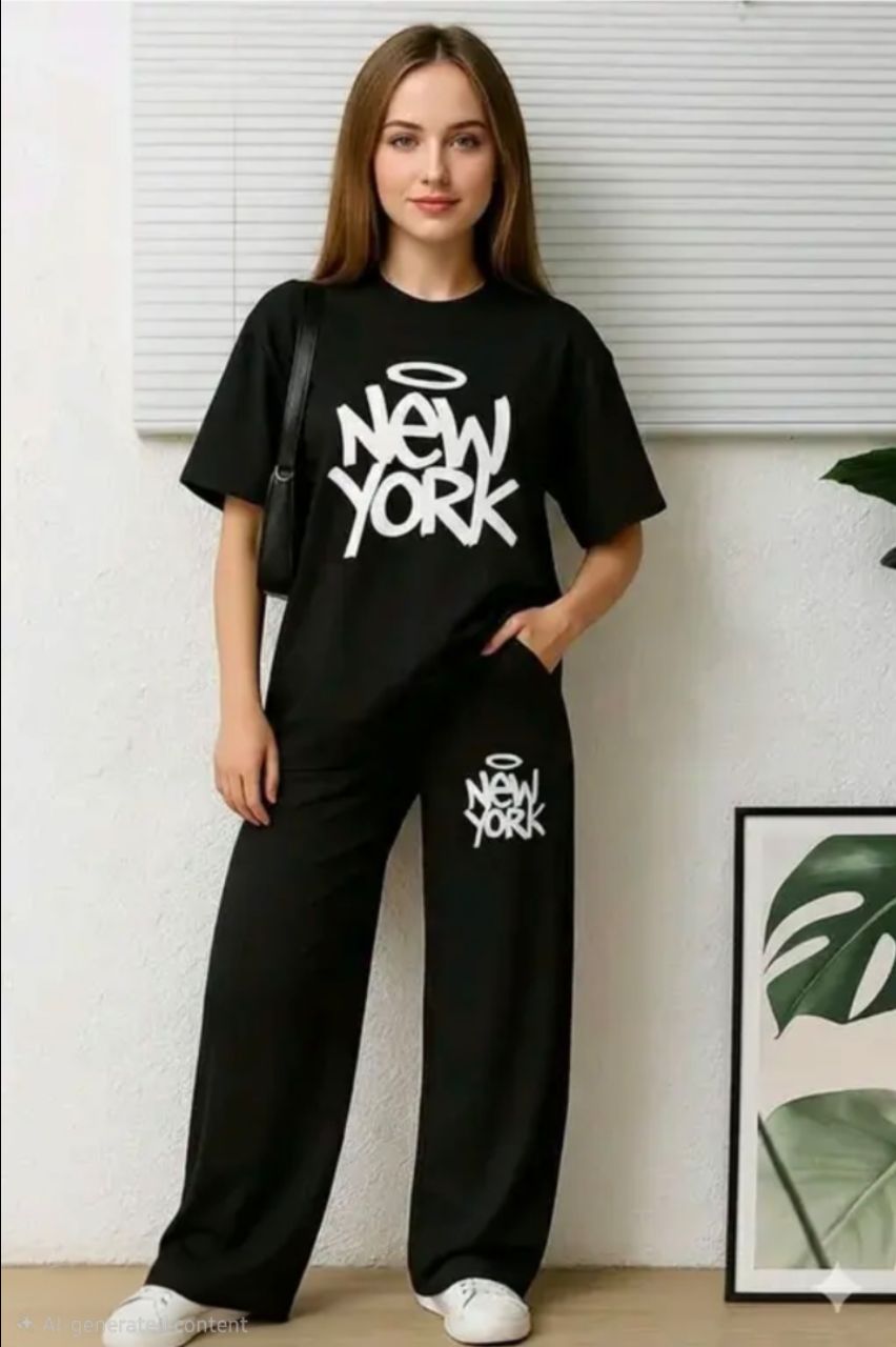 New York Graphic Loungewear Set view 4