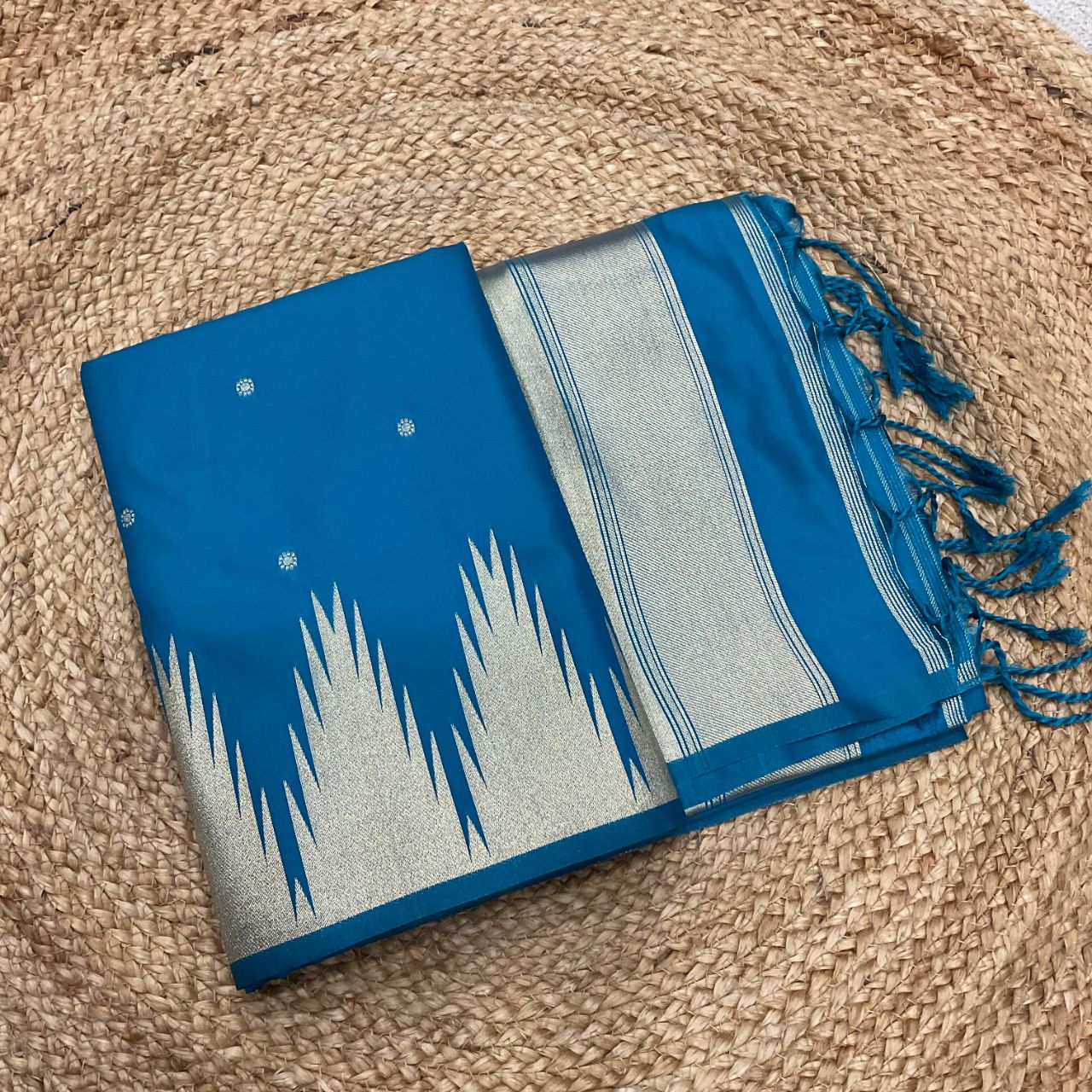 Temple Border Peacock Blue view 2