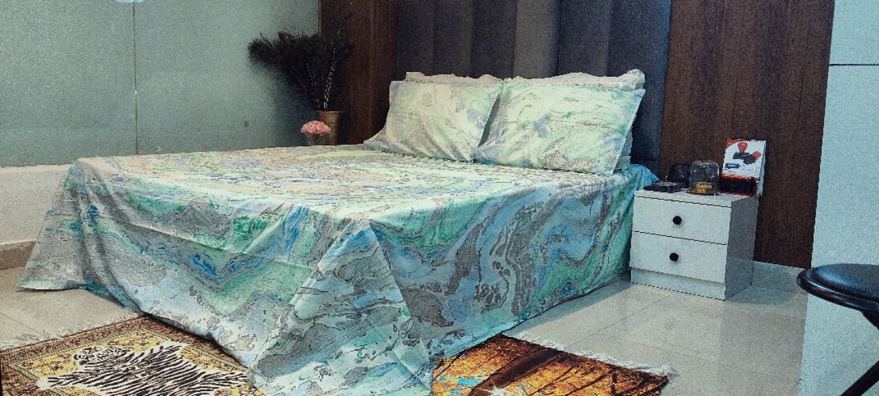 Marble Pattern Bed Cover Set view 2
