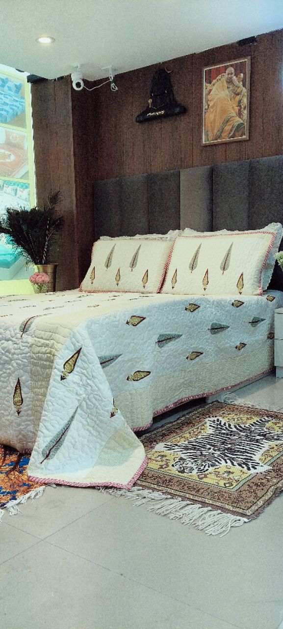 Elegant Quilted Bed Cover view 2