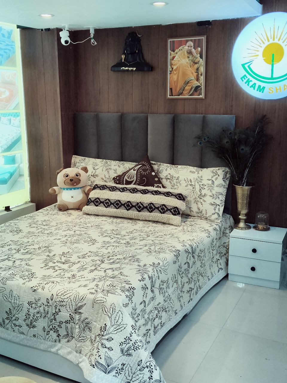 Floral Print Bed Cover view 2