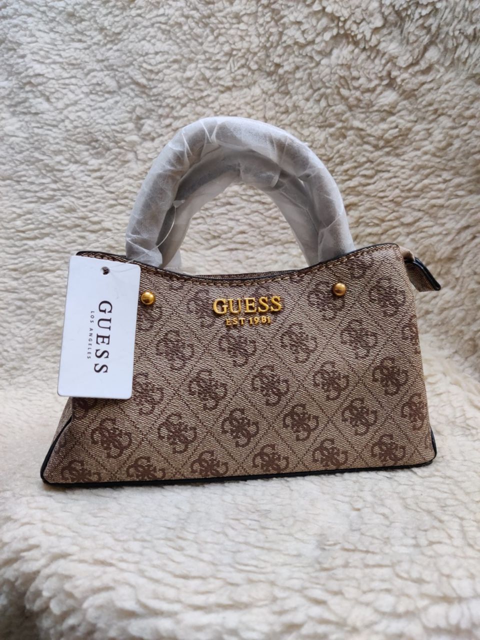 Guess Handbag 👜👜 view 3