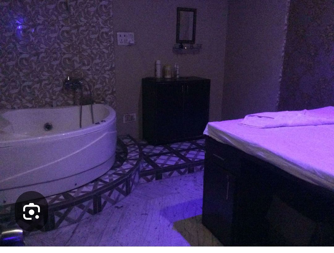 Luxury Spa Room view 2
