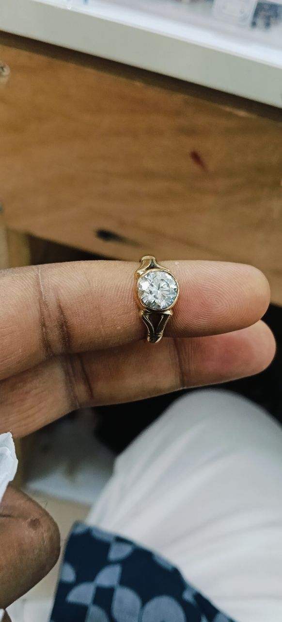Gold Ring with Round Diamond view 2