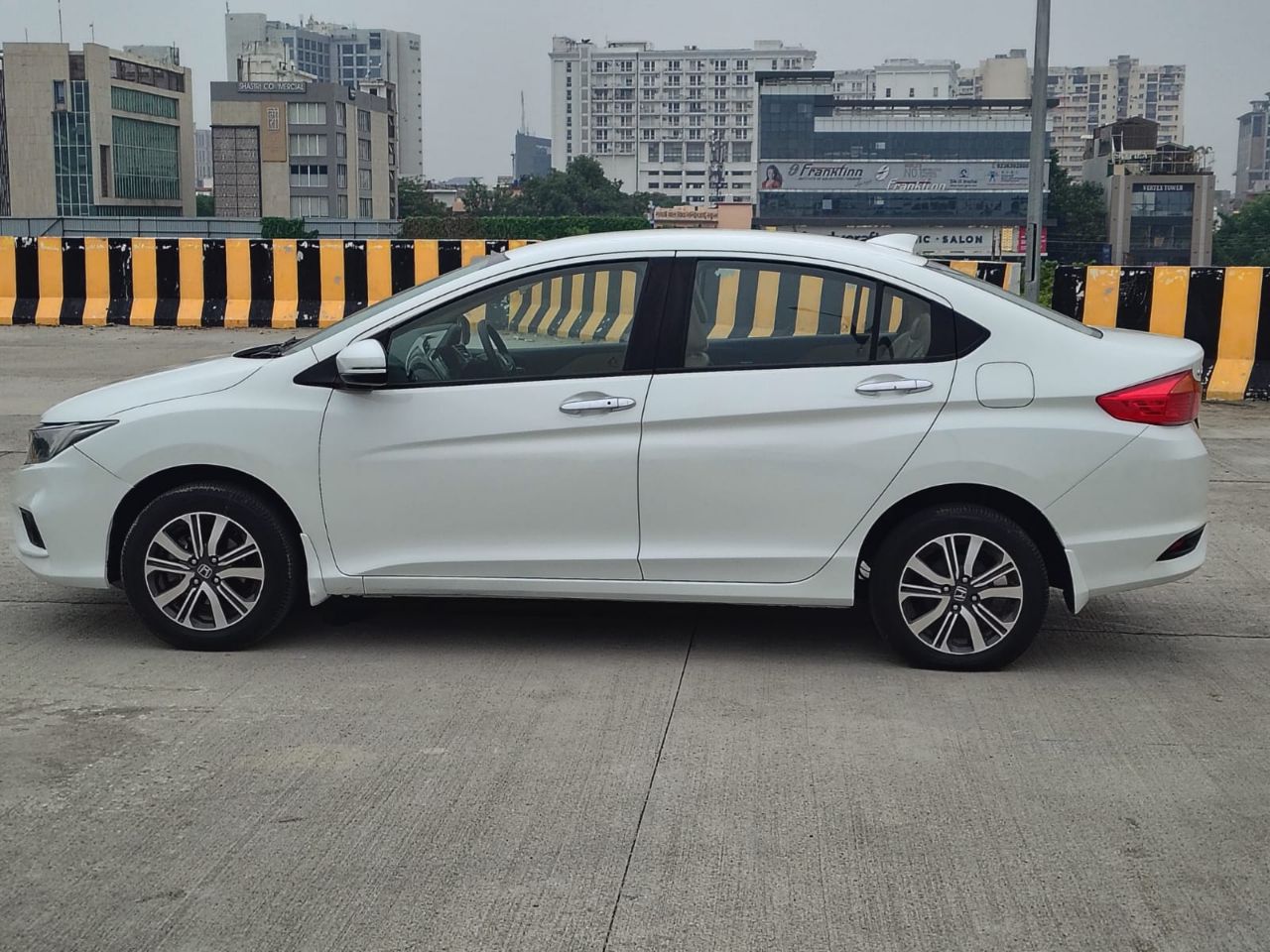 Honda City view 5