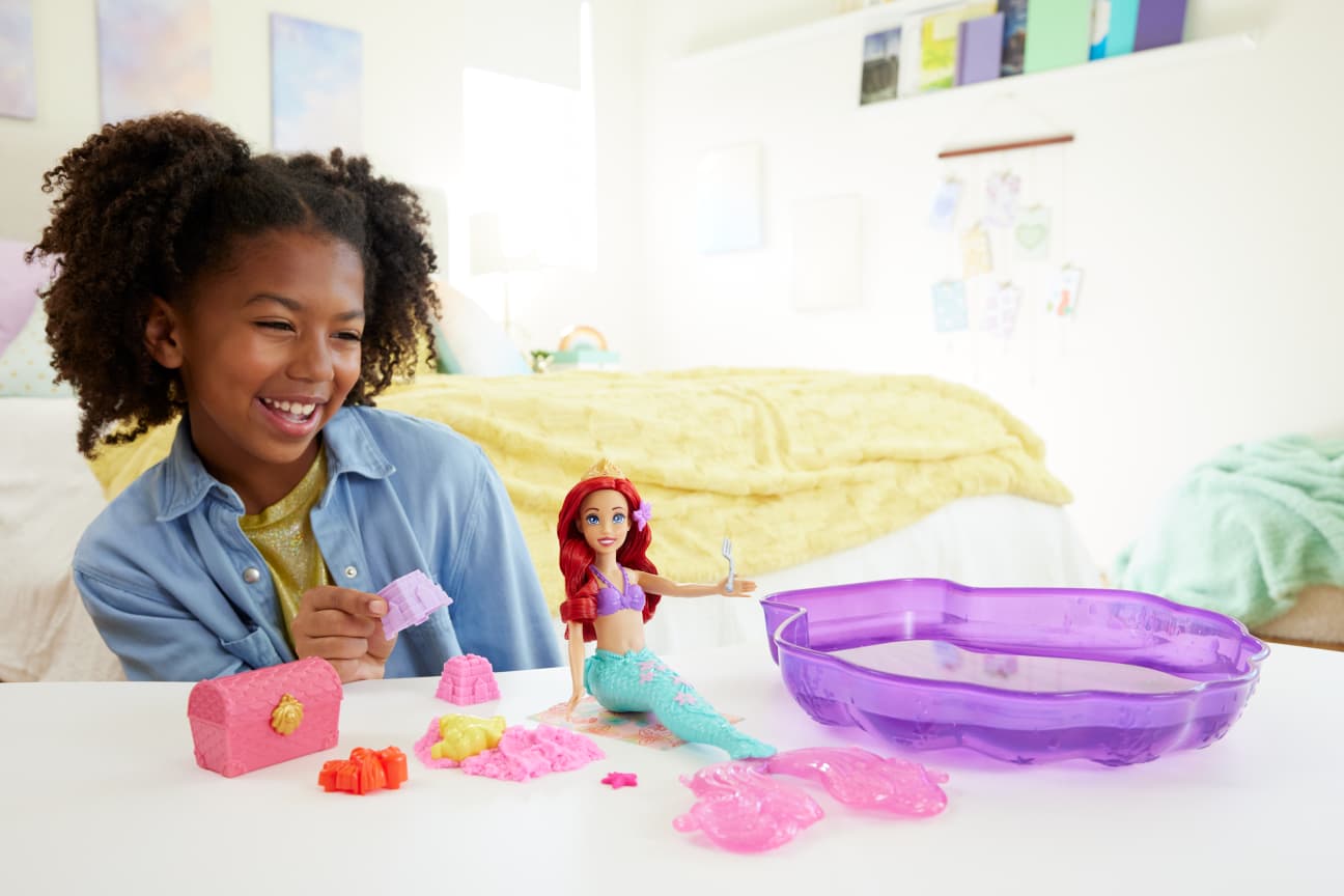 Disney Princess Ariel Doll & Pool Set With Moldable Sand, Inspired By Disney The Little Mermaid view 2