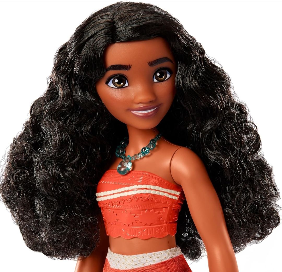 Disney Princess Toys, Posable Moana Fashion Doll with Clothing and Accessories Inspired by The Movie, Gifts for Kids view 4
