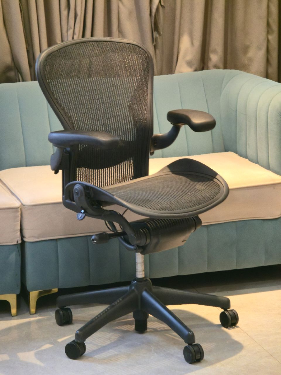 Herman Miller Aeron Chair view 2