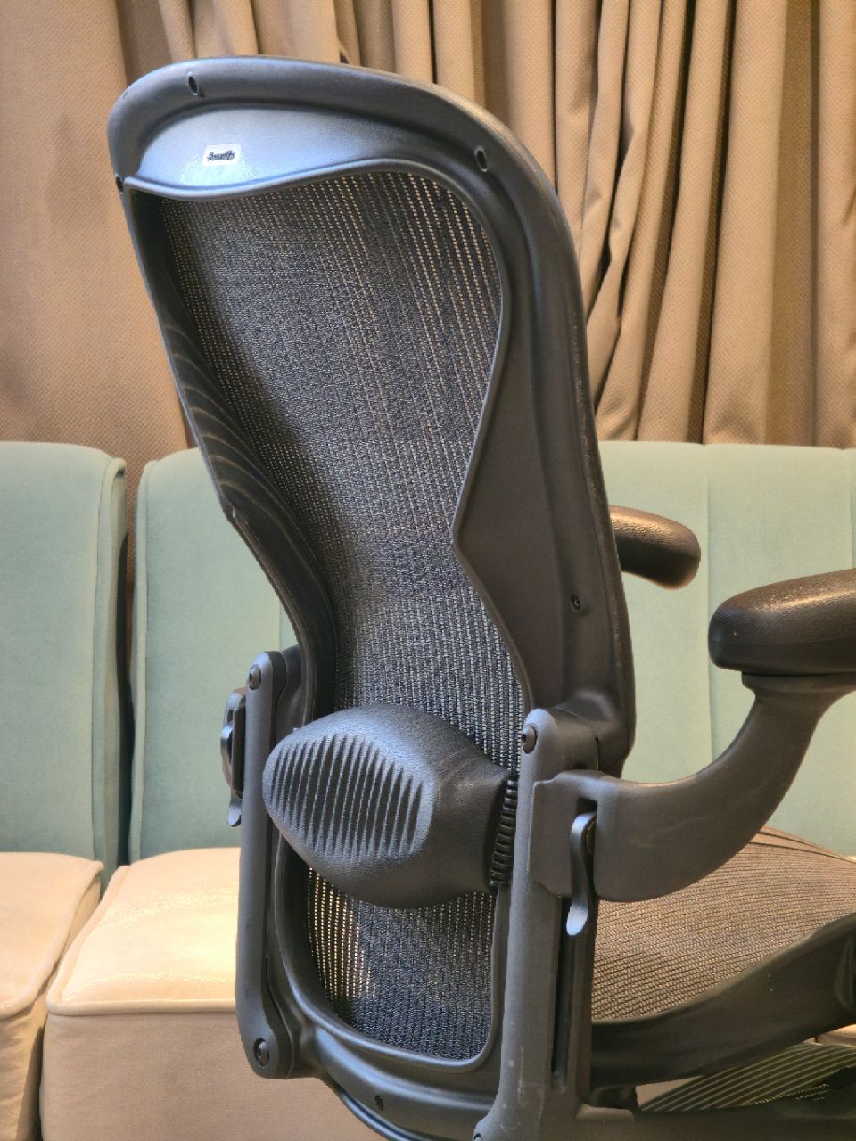Herman Miller Aeron Chair view 6