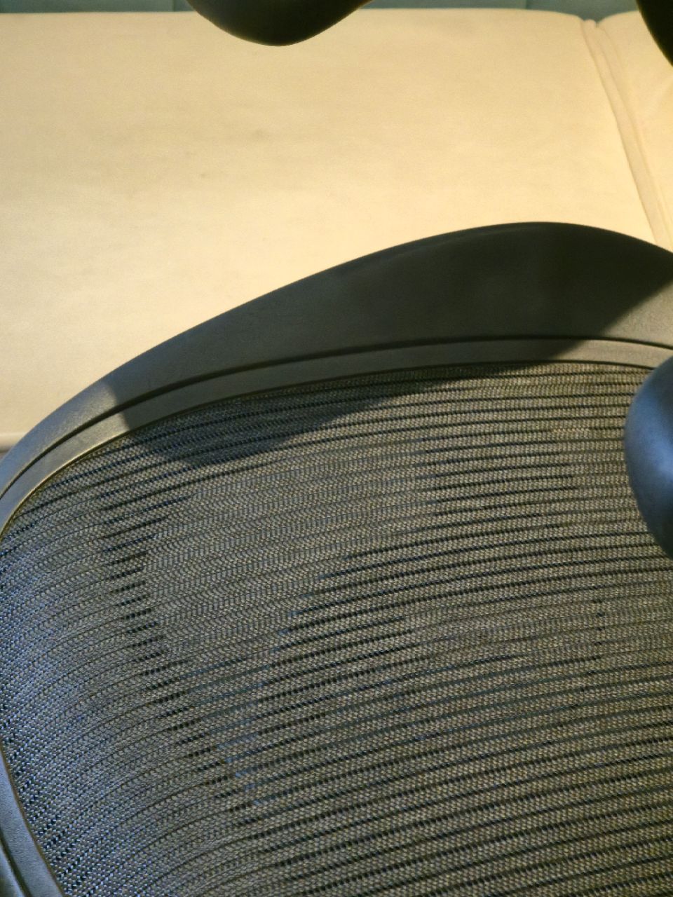 Herman Miller Aeron Chair view 9