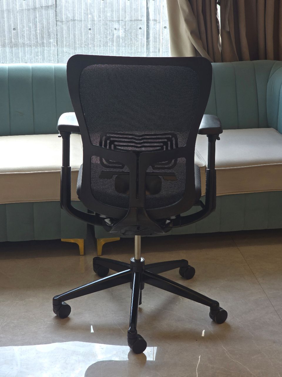 Haworth Zody (Black) view 3