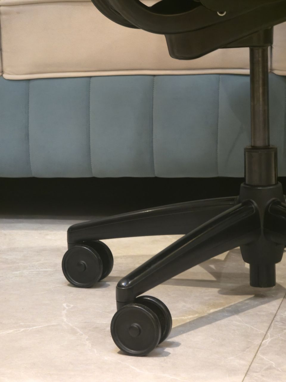 Humanscale Liberty Task view 7