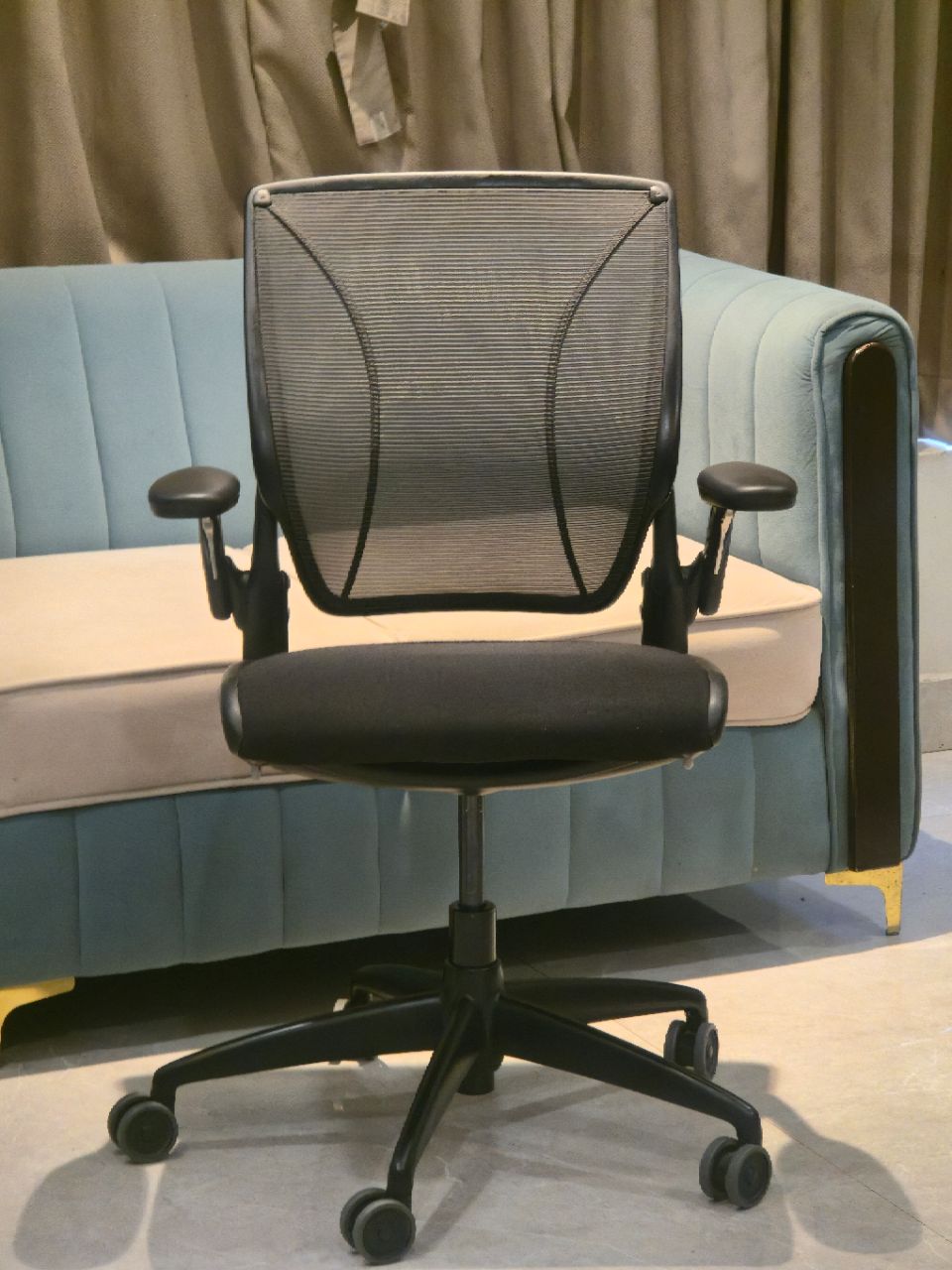Humanscale Diffrient World view 2