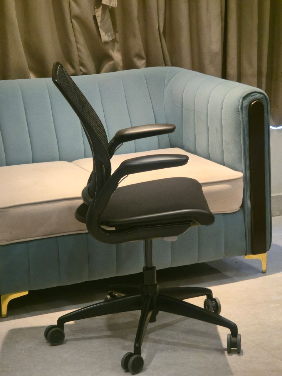 Humanscale Diffrient World view 3
