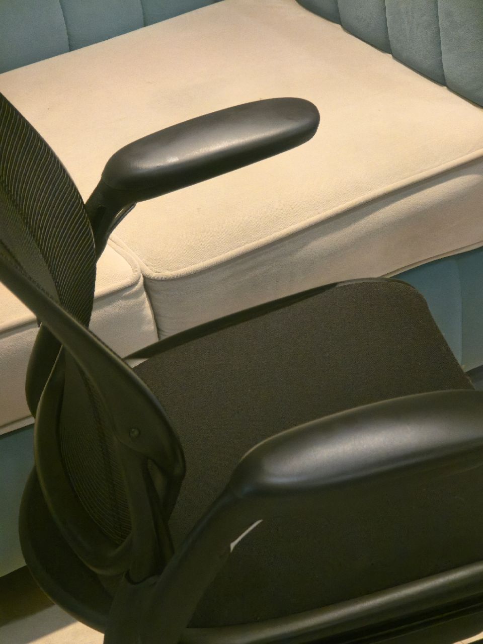 Humanscale Diffrient World view 6