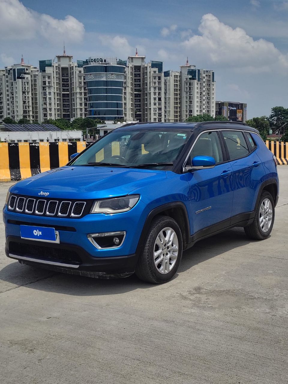 Jeep Compass view 3