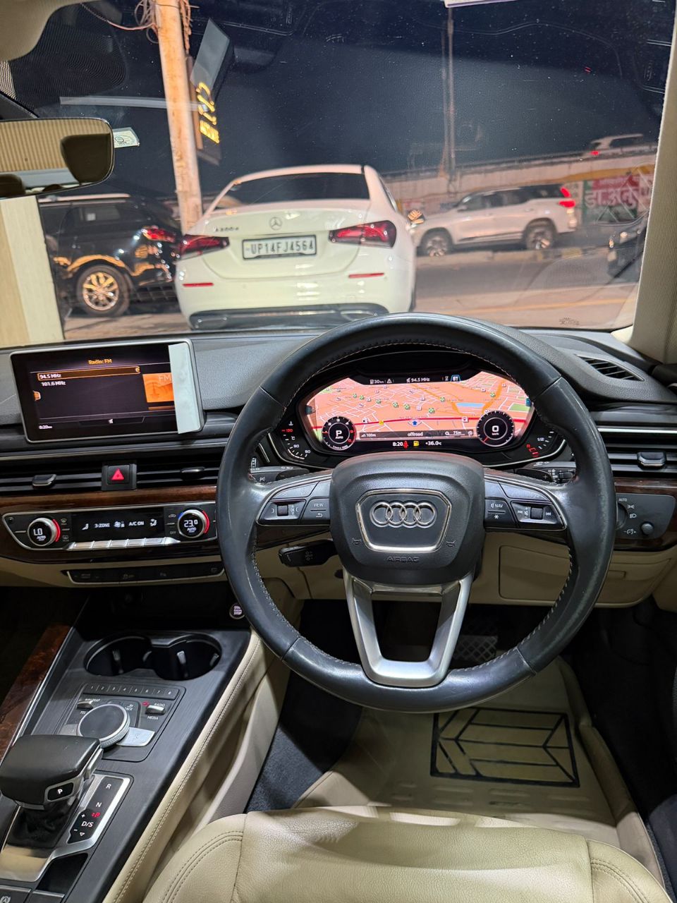 Audi A4 view 9