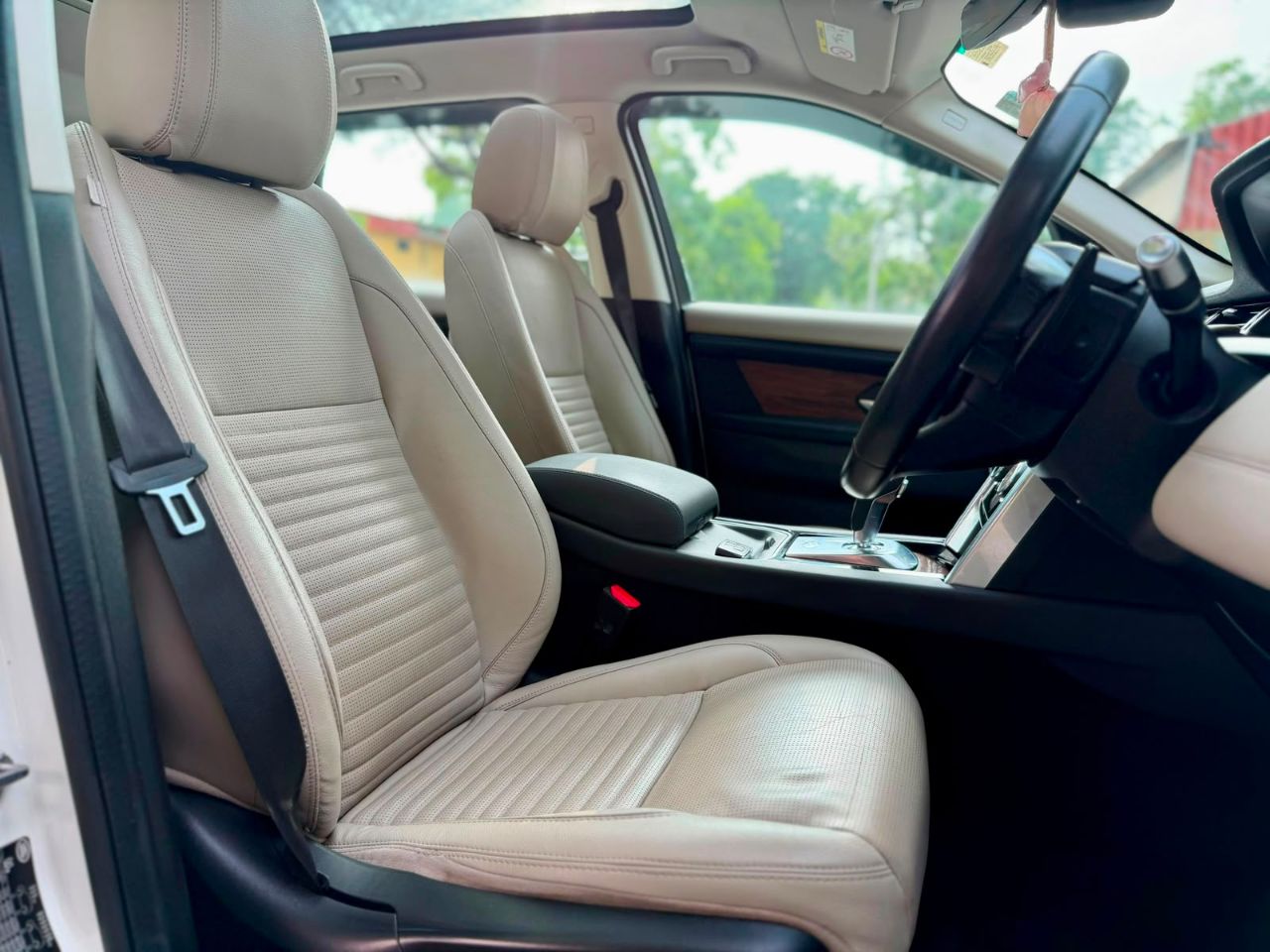 Premium Leather Car Seats view 4
