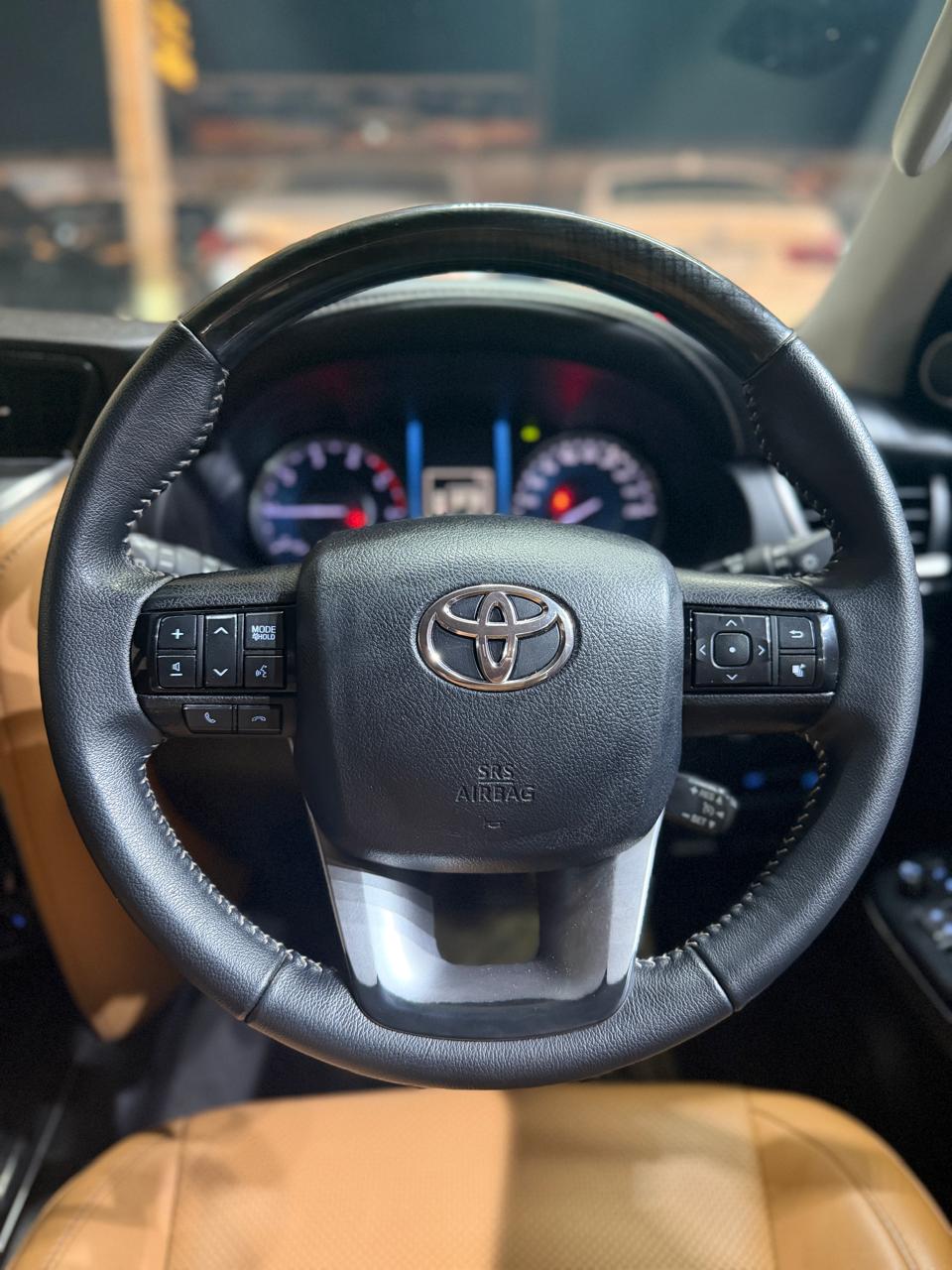 Toyota Fortuner view 7
