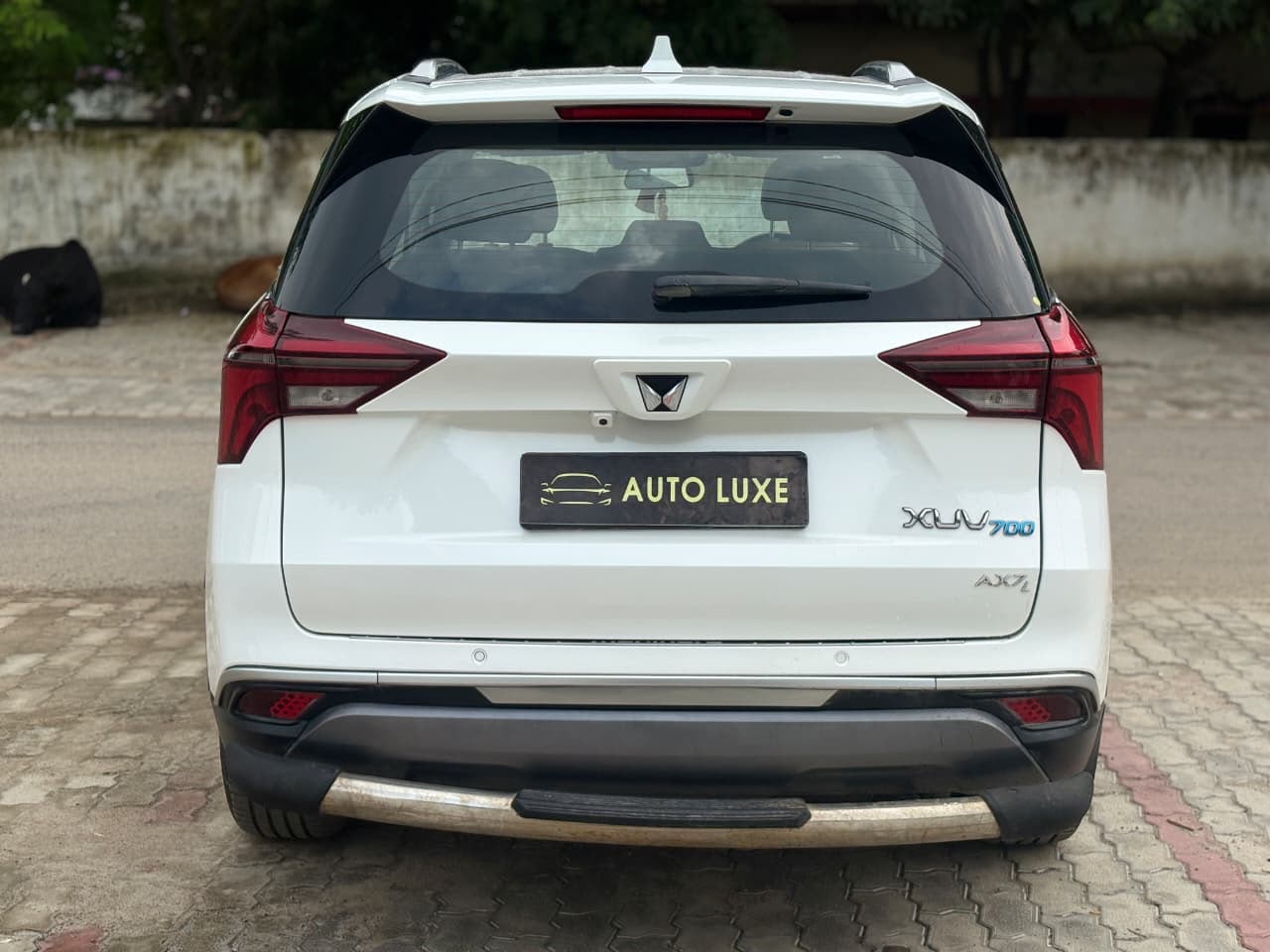 Mahindra XUV 700 AX7L view 6