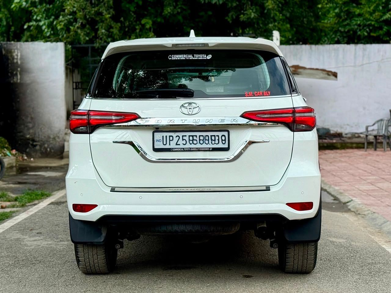 Toyota Fortuner 2025 view 4