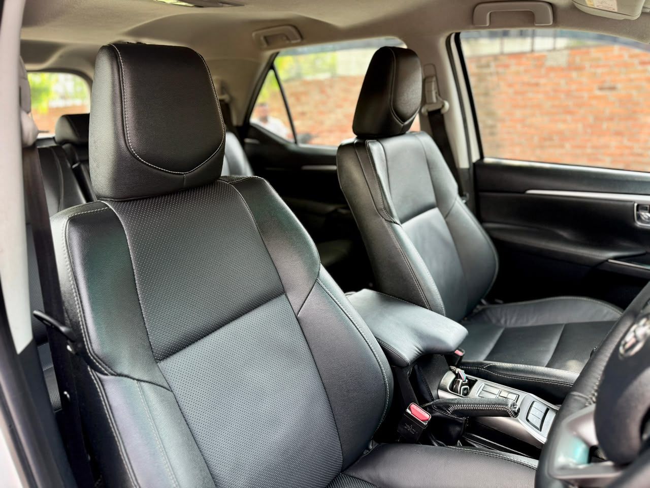 Toyota Fortuner 2025 view 7
