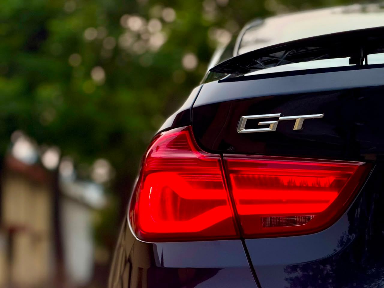 BMW 520d Luxury Line view 7