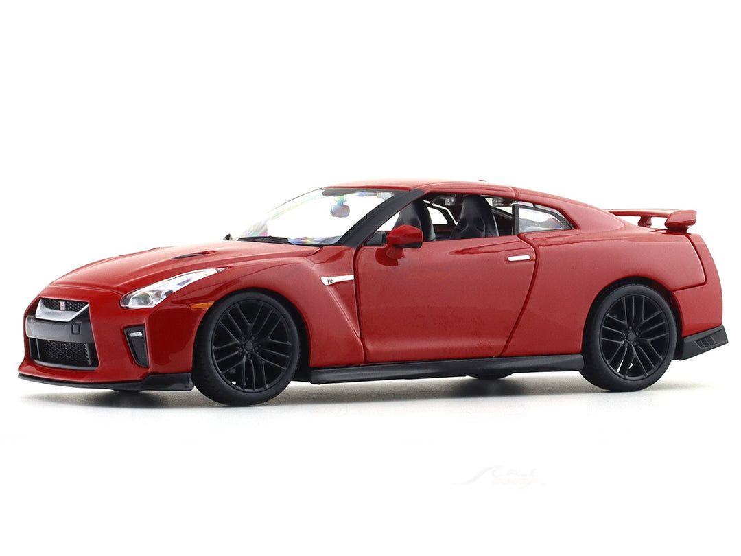 2017 Nissan GT-R R35 Red 1:24 Bburago with Acrylic Case Licensed Diecast Scale Model Car Collectible