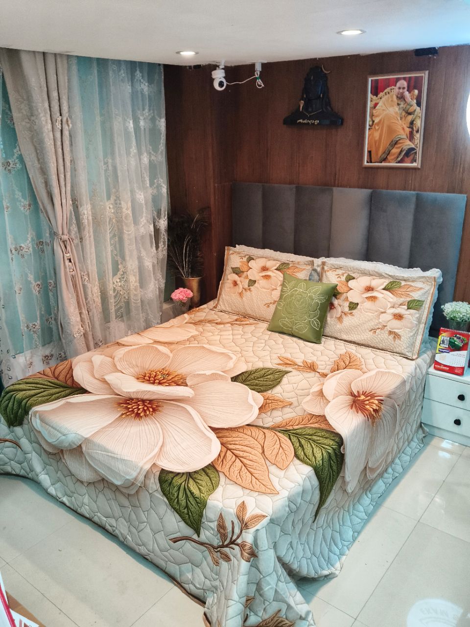 Beautiful 7D Printed Bedsheet view 5