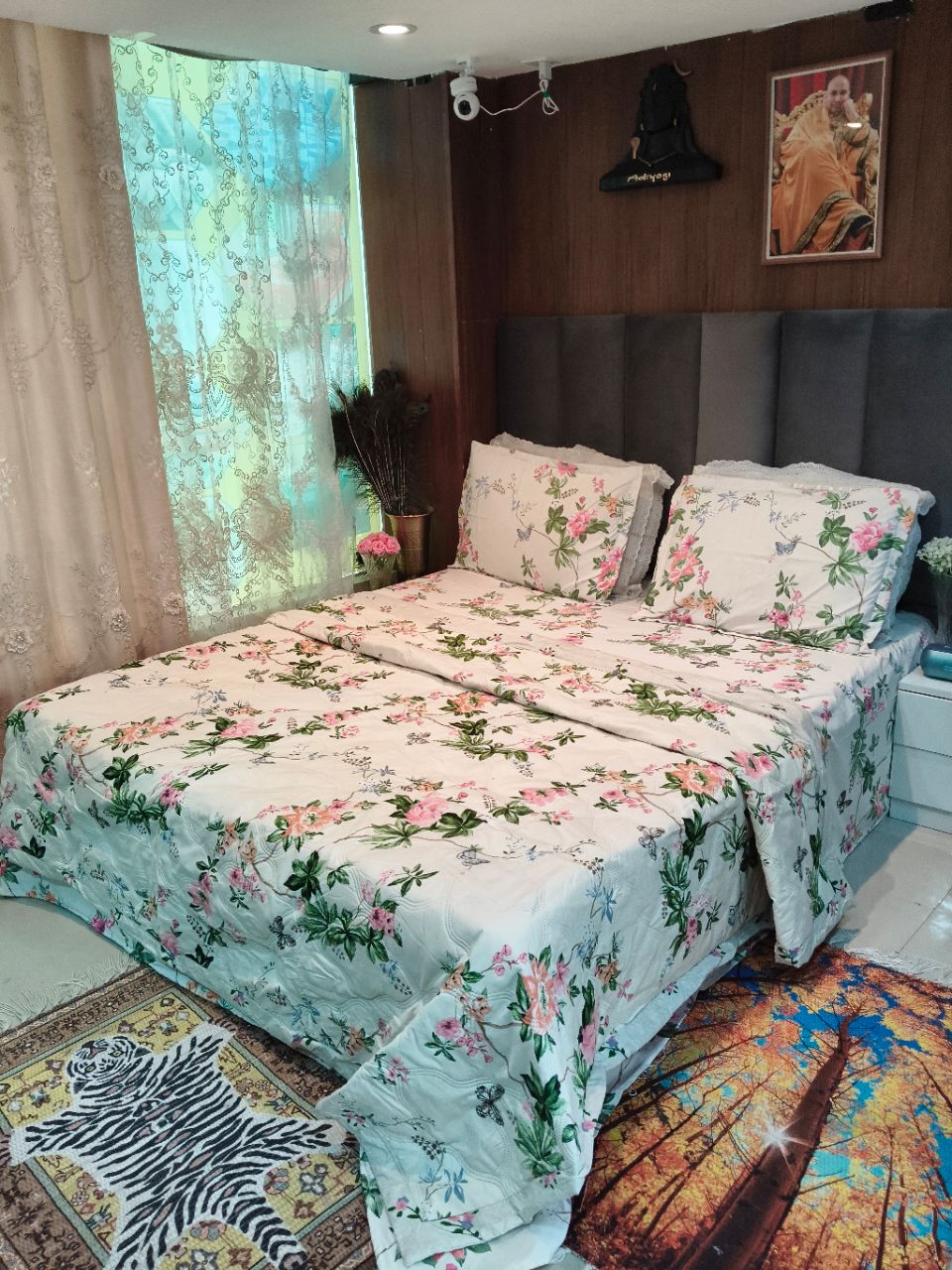 Comforter Set view 3