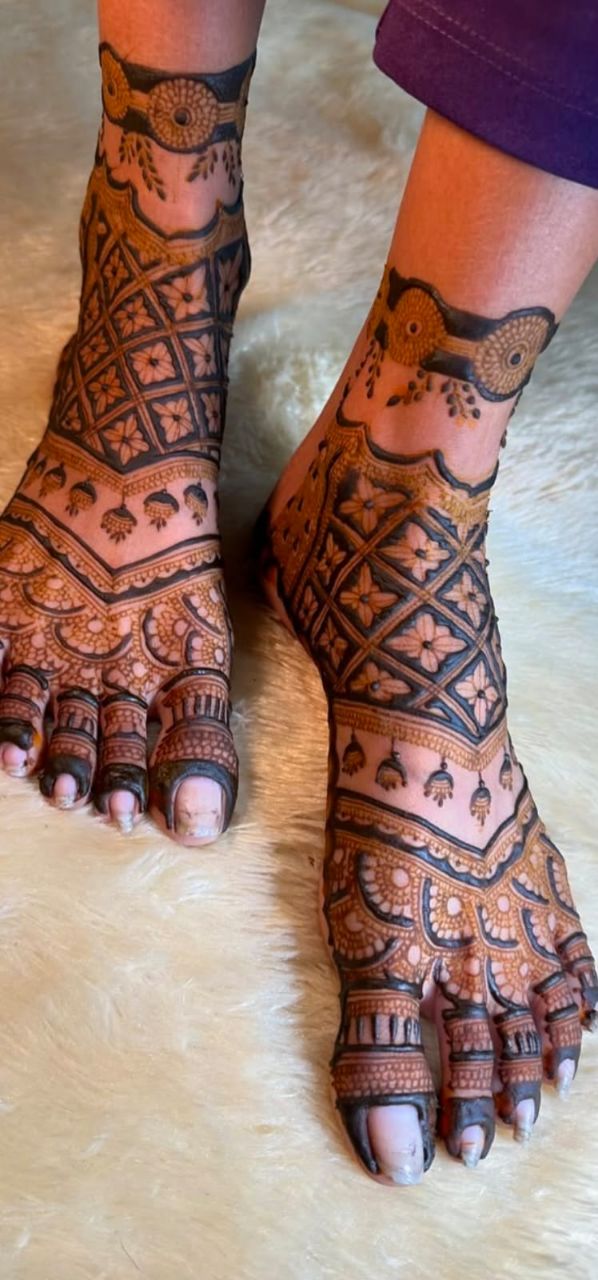 Traditional Mehndi Art view 2