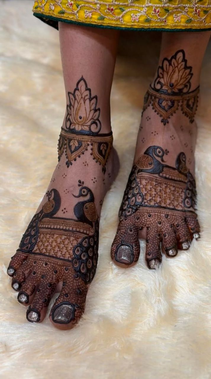 Bridal Mehndi Art view 2