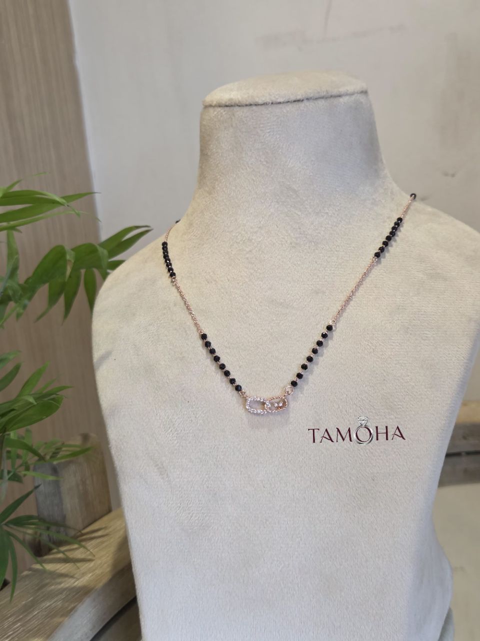 Tamoha Mangalsutra view 2