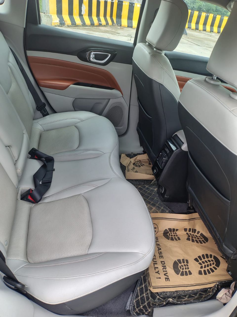 Jeep Compass Limited Option 2021 view 4