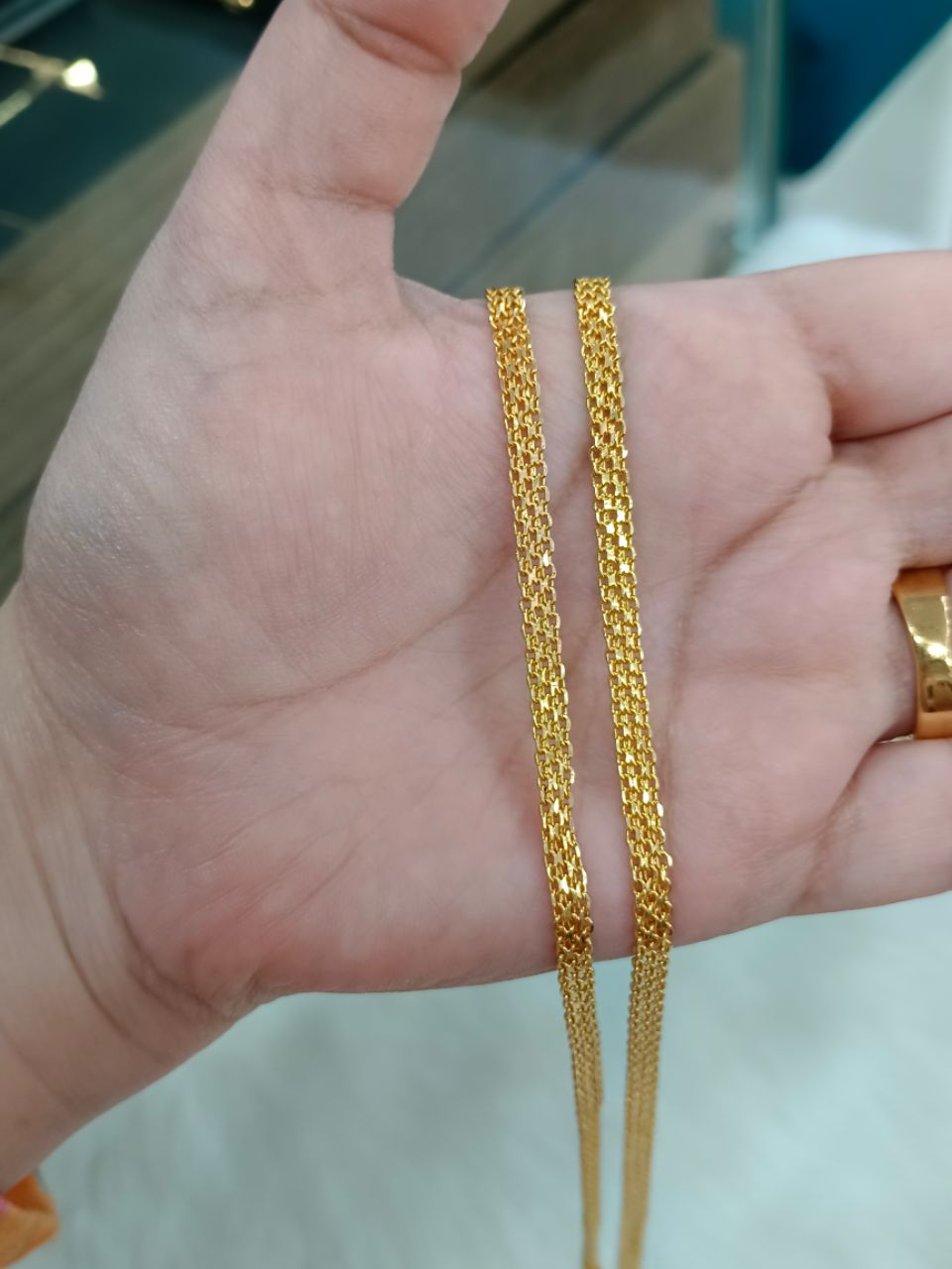 Gold Chain 16 view 2