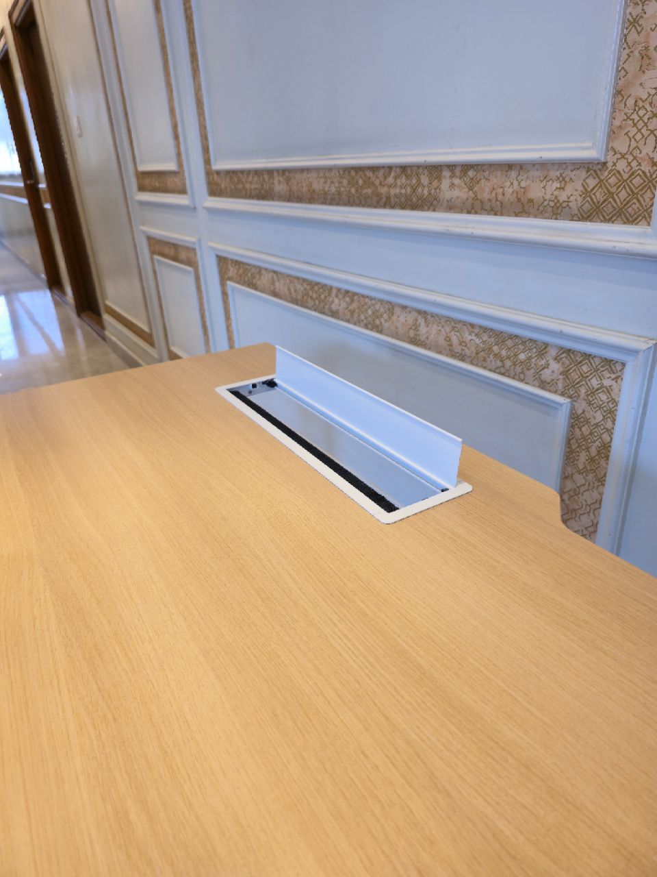 Teknion Dual Motors Height Adjustable Desk view 6