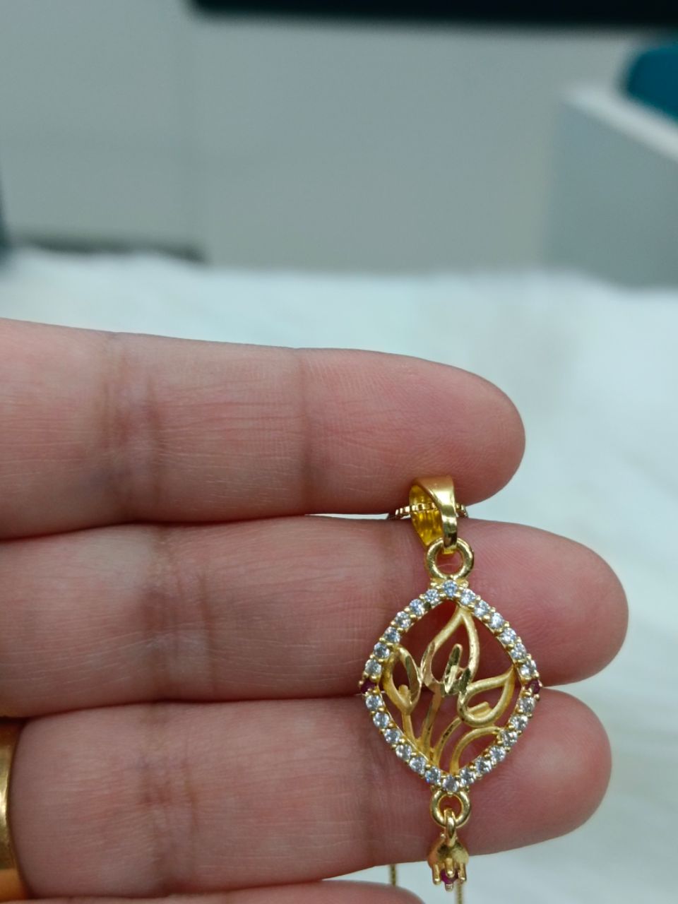 Gold Pendant 1 view 3