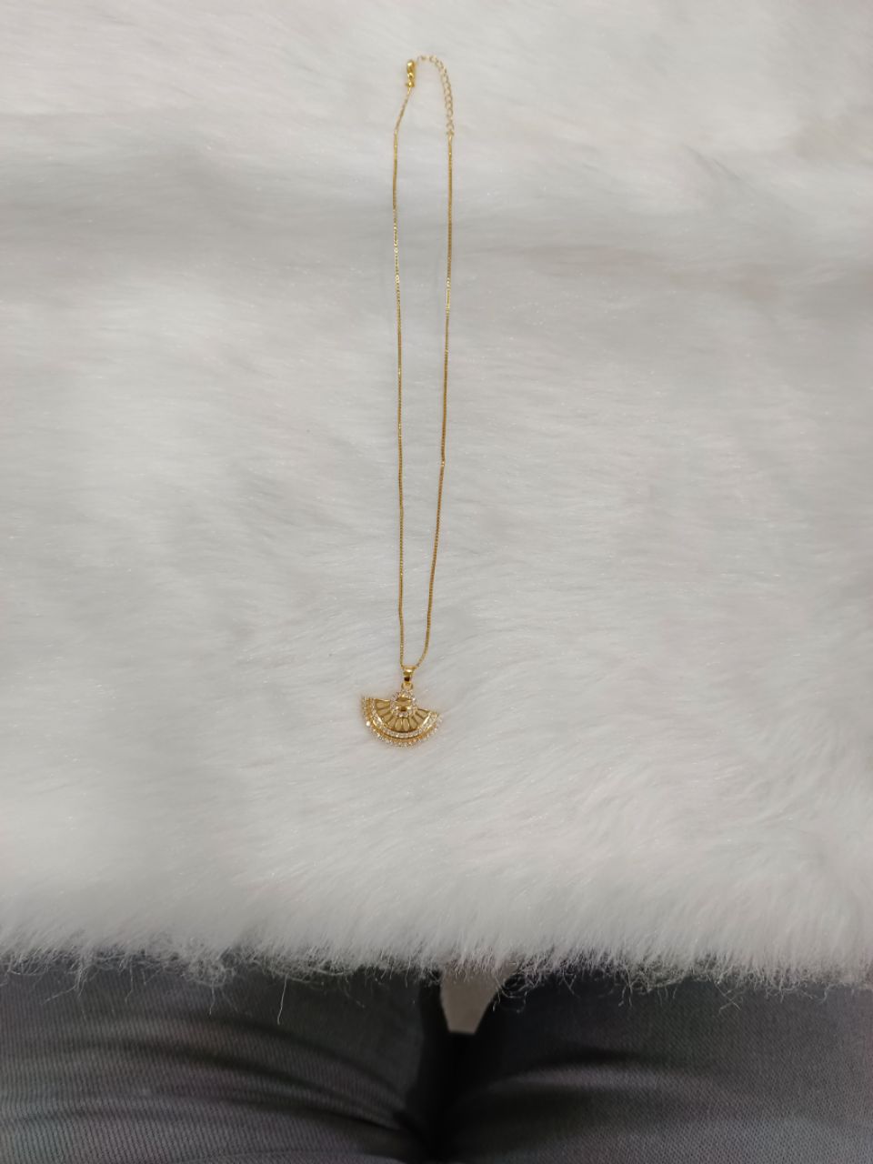 Gold Pendant Necklace 11 view 2