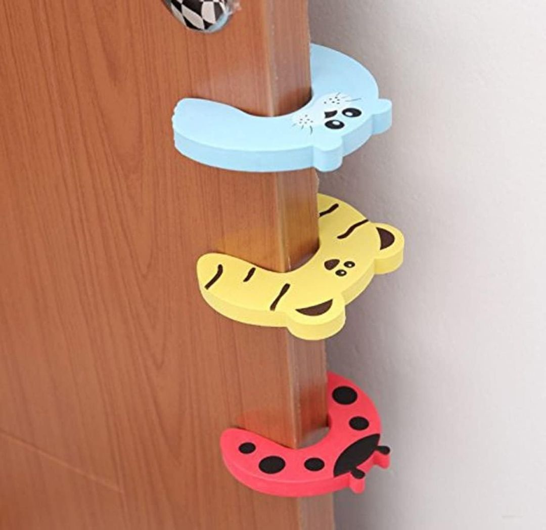 Cartoon Animal Cushion Children Safety Foam Door Stopper Childproof Door Stoppers Curve Shaped Door Stopper (Random, 1) view 5