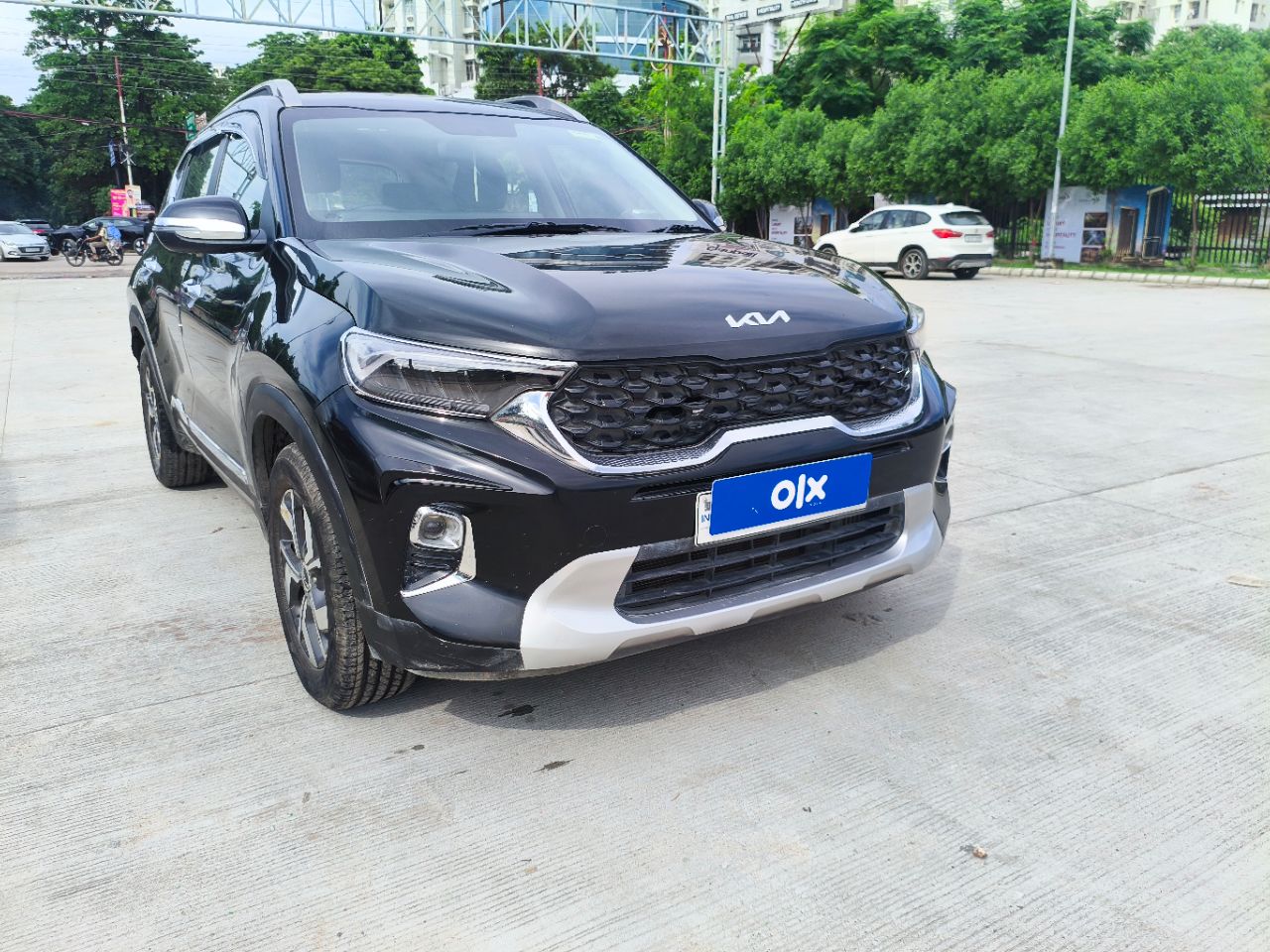 Kia Sonet HTX MT 2022 view 3