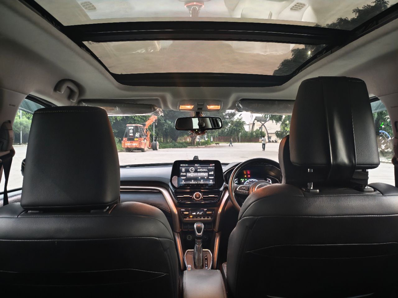 Suzuki Grand Vitara Strong Hybrid Alpha Plus 2023 view 6