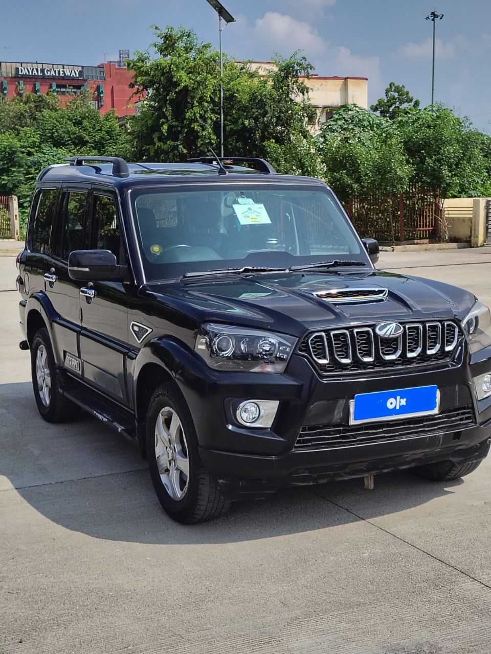 Mahindra Scorpio S5 converted To S11 view 2