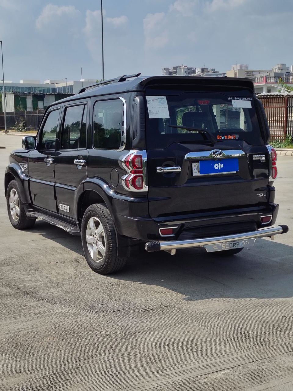 Mahindra Scorpio S5 converted To S11 view 8