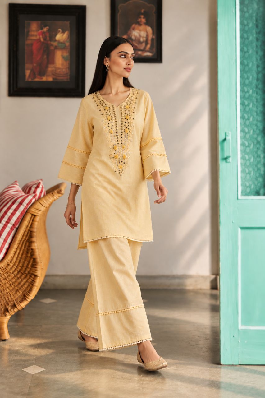 XL Butter yellow dobby cotton farshi set with mirror embroidery view 2